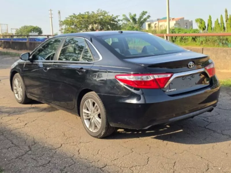 TOYOTA Camry   - 2017