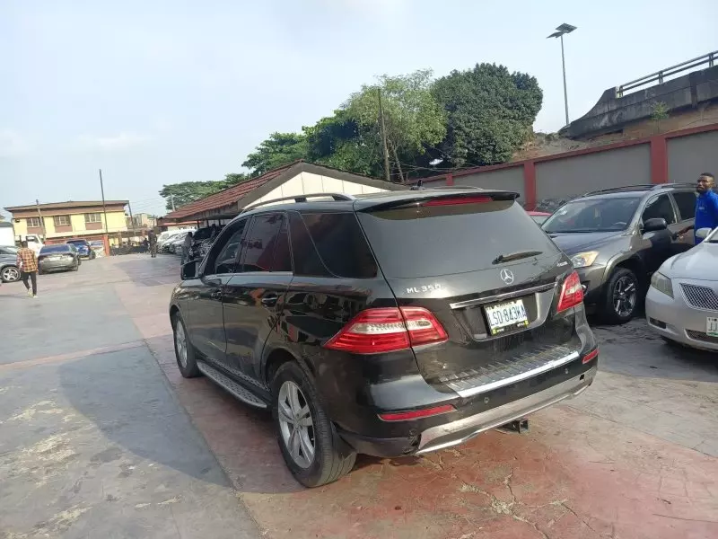 Mercedes-Benz ML-Class   - 2013