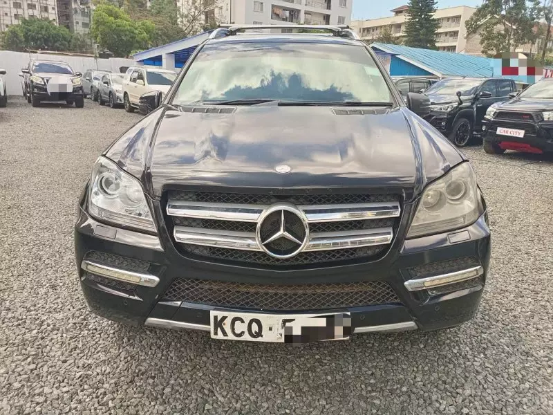 Mercedes-Benz GL 350   - 2011