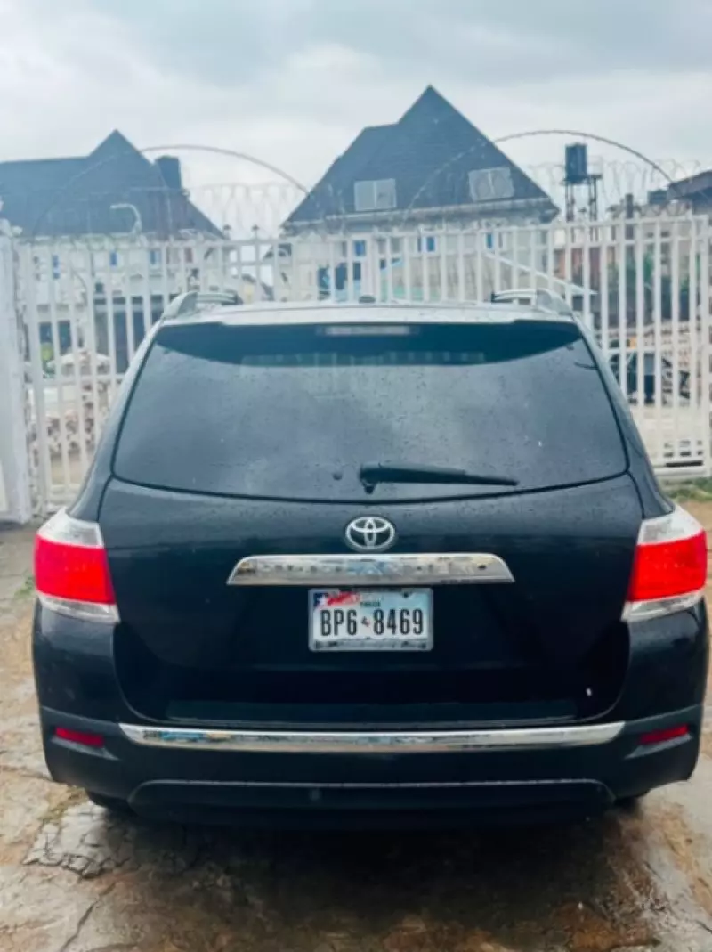 TOYOTA Highlander - 2012