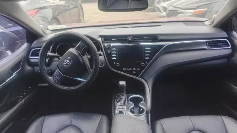 TOYOTA Camry   - 2018