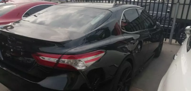 Toyota camry   - 2018