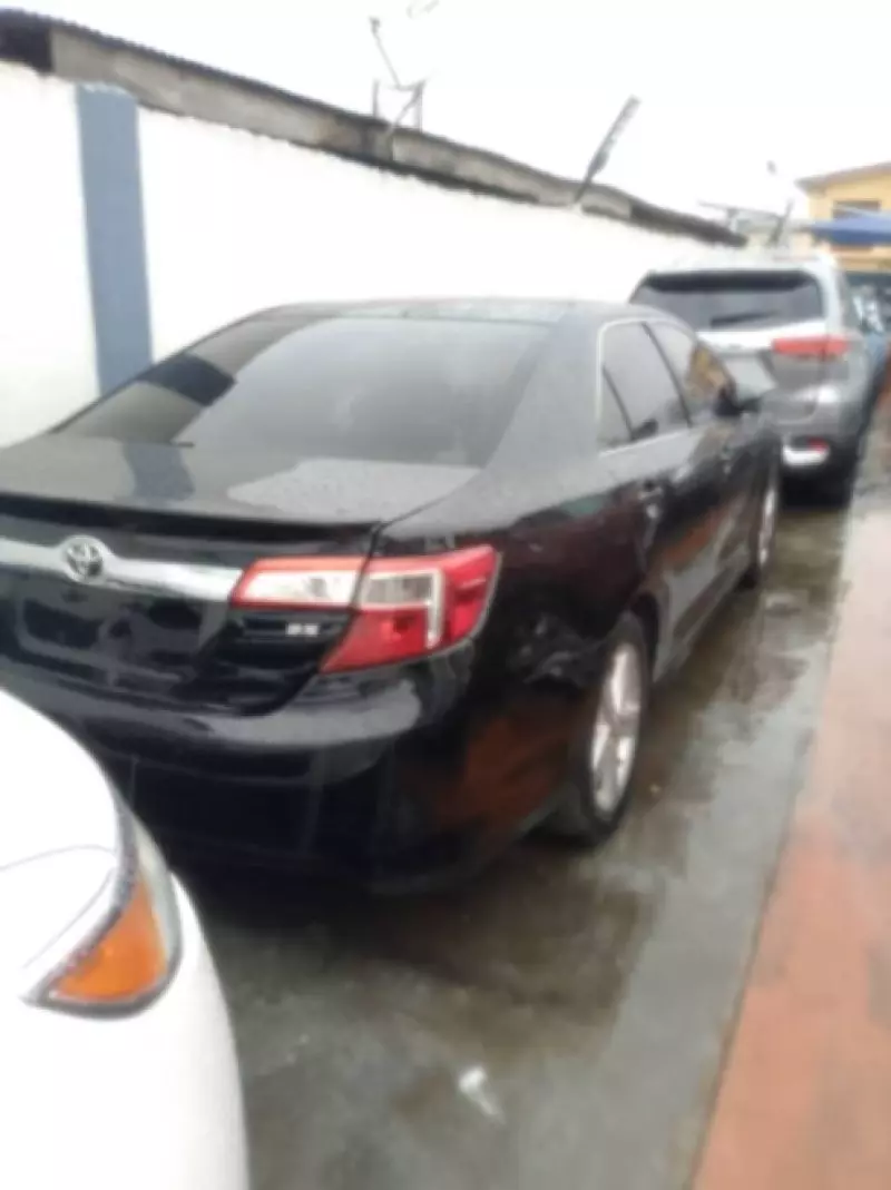 TOYOTA Camry   - 2014