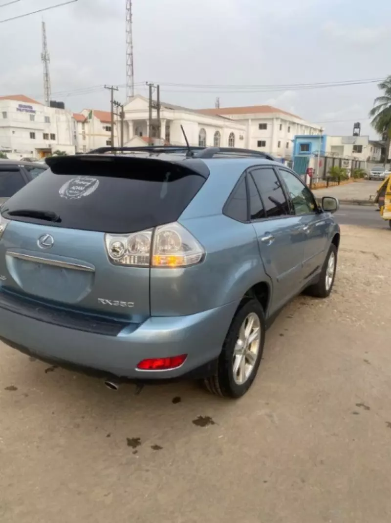 Lexus RX   - 2009