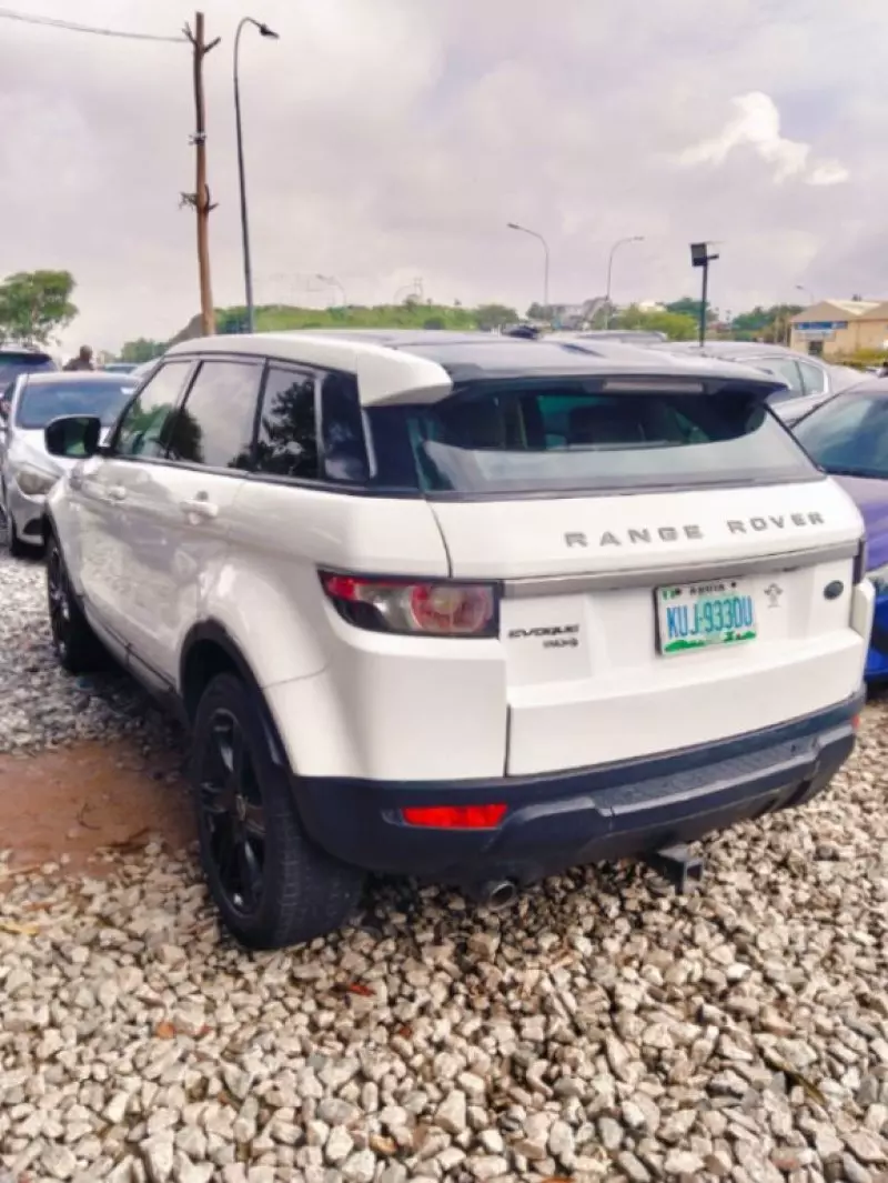 Land Rover Range Rover Evoque   - 2013