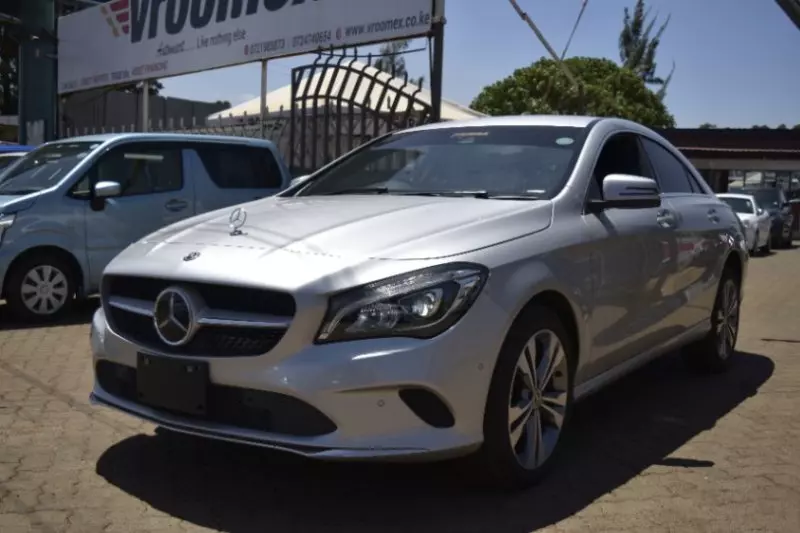 Mercedes-Benz CLA 180   - 2017