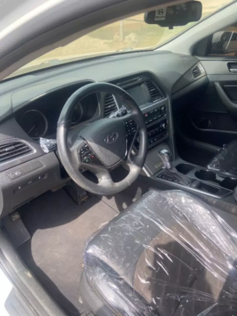 Hyundai Sonata   - 2016
