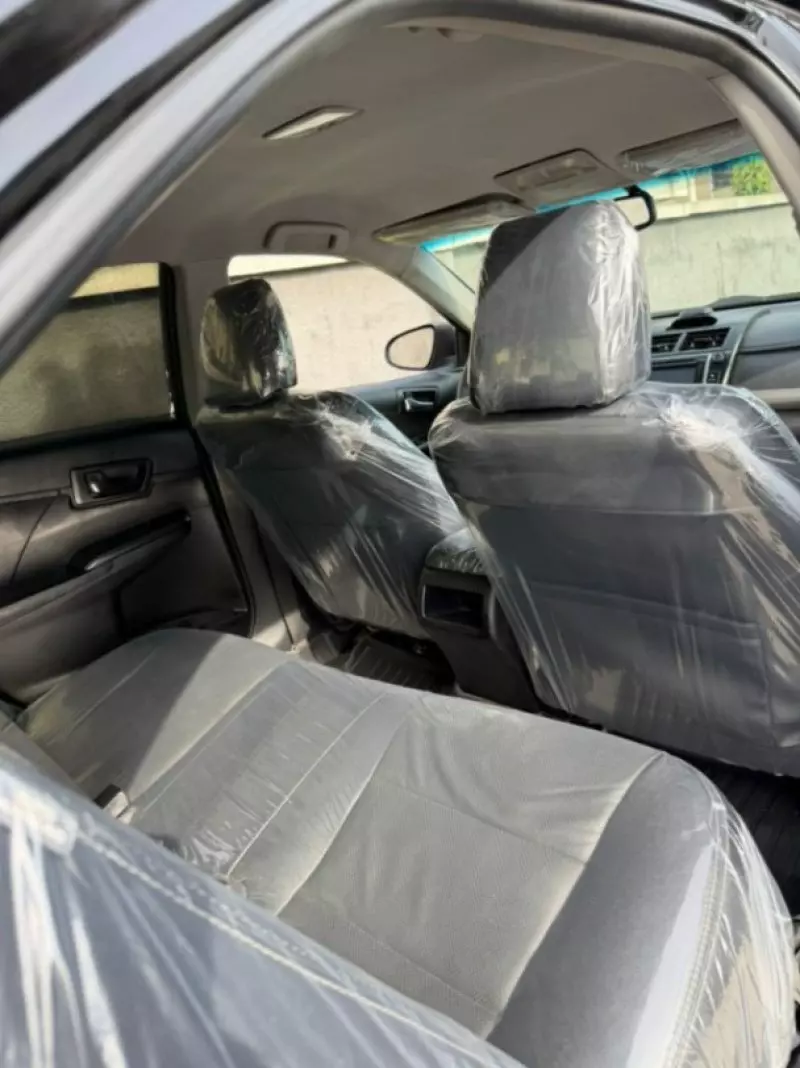 Toyota Camry   - 2014