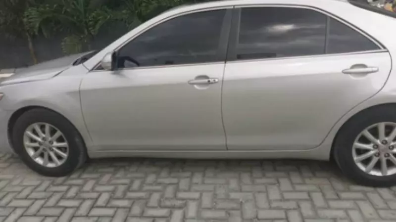 Toyota Camry - 2011