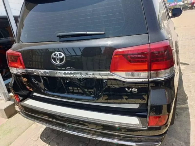 Toyota Land Cruiser   - 2008