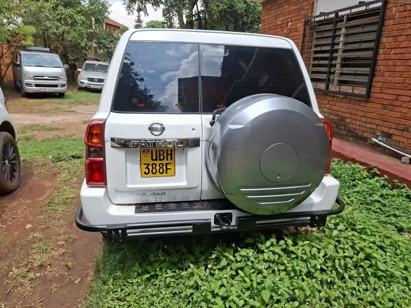 Nissan Patrol   - 2015