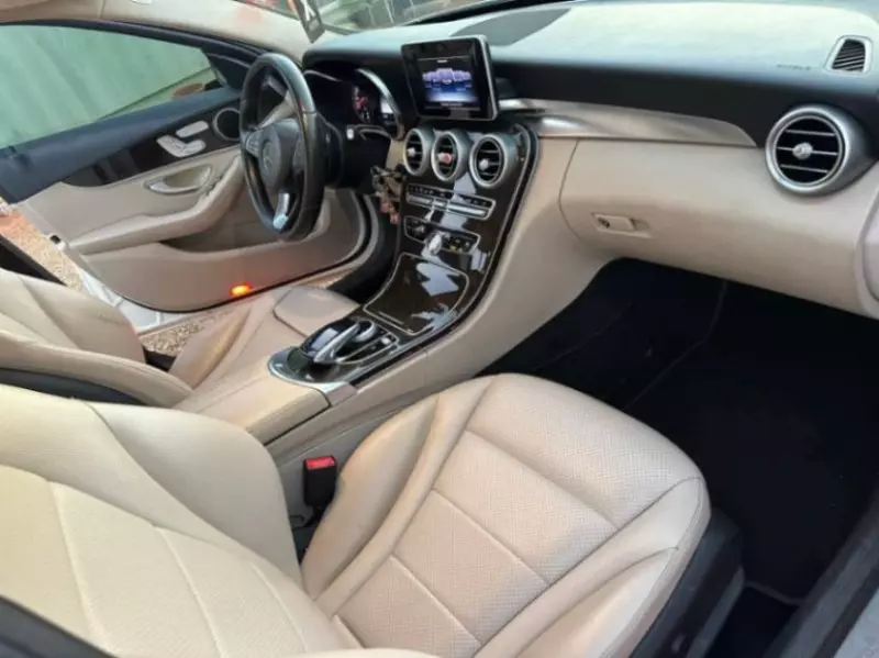 Mercedes-Benz C 300   - 2015
