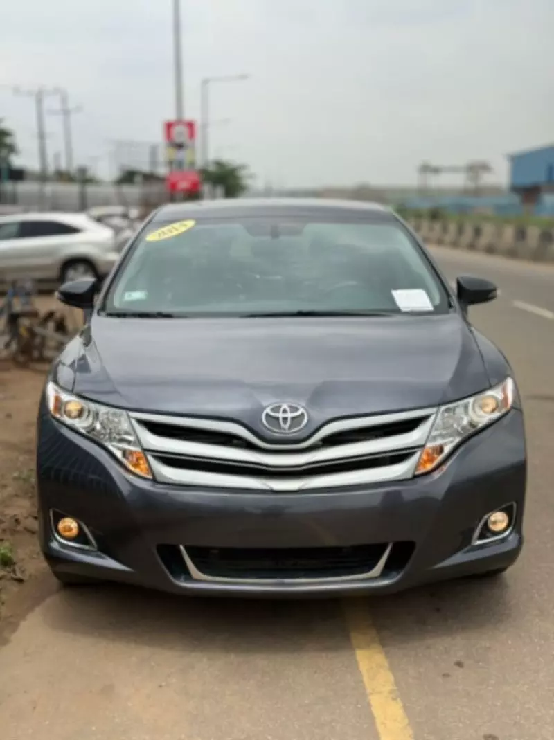 Toyota Venza   - 2014