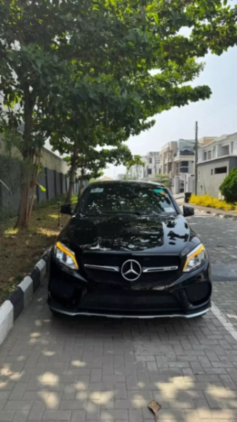 Mercedes-Benz GLE 43 AMG   - 2018