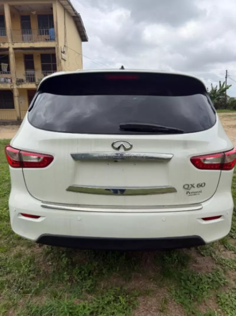 Infiniti QX60   - 2015