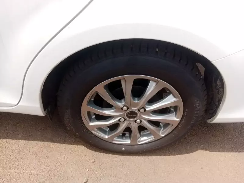 Toyota Fielder hybrid    - 2016