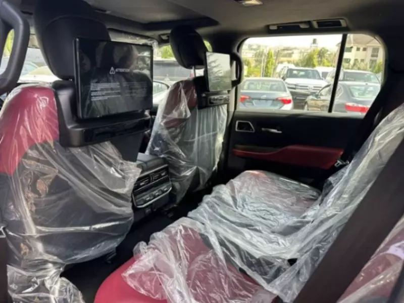 Toyota Land Cruiser   - 2021