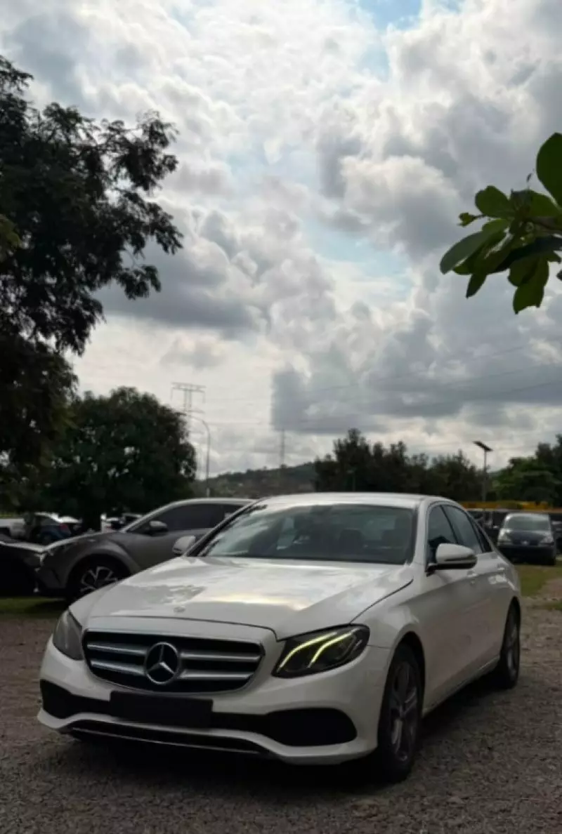 Mercedes-Benz E350 - 2016