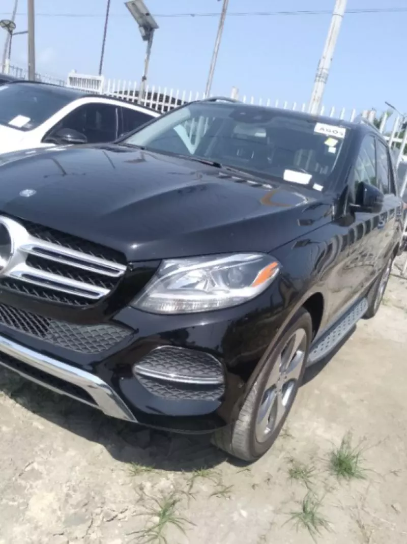Mercedes-Benz GLE 350   - 2016