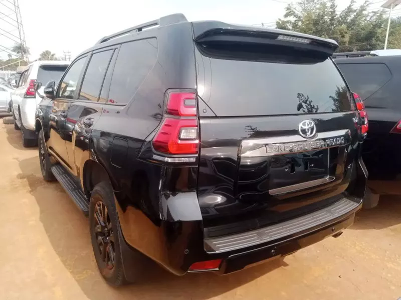 Toyota Landcruiser Prado   - 2018