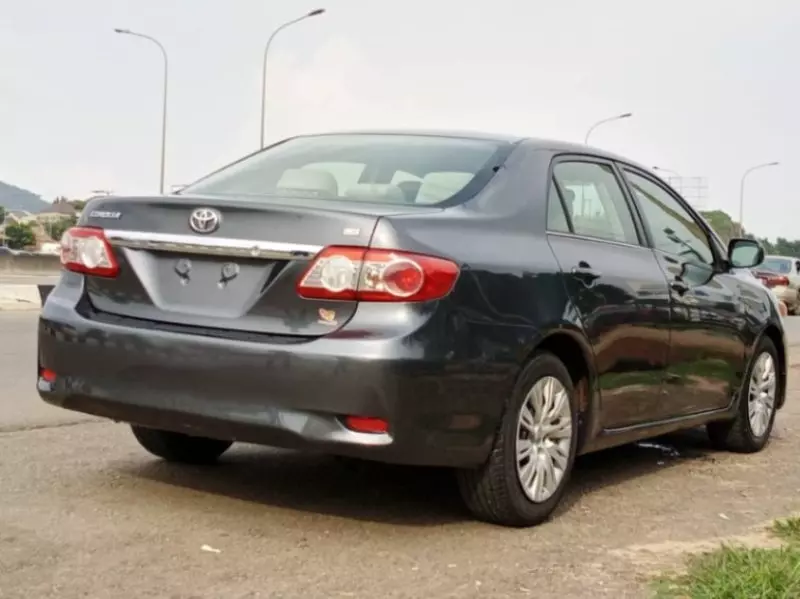 TOYOTA Corolla   - 2013