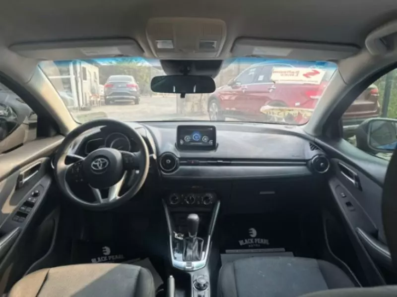 TOYOTA Yaris iA   - 2018