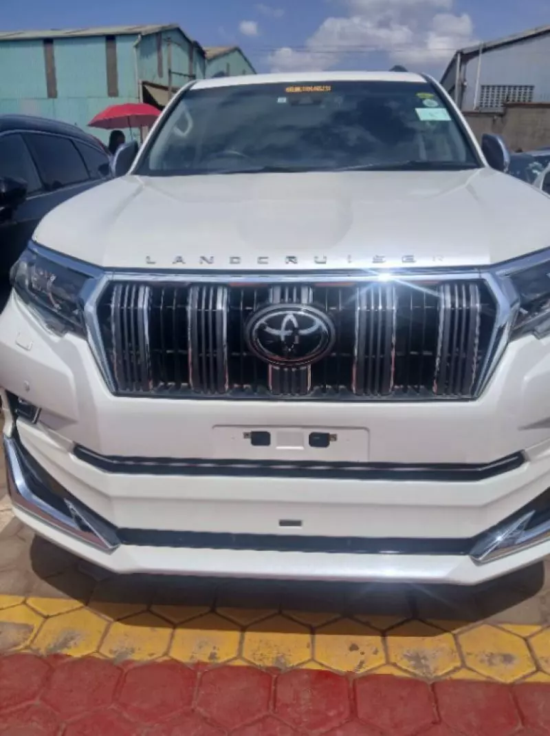 TOYOTA Landcruiser prado TX   - 2017