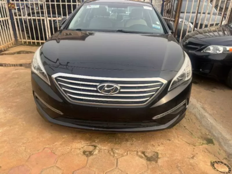 Hyundai Sonata   - 2015