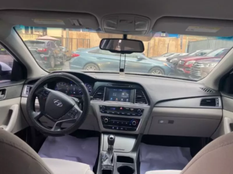 Hyundai Sonata   - 2016