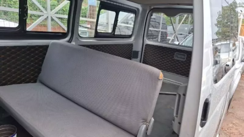 Toyota Hiace   - 2007