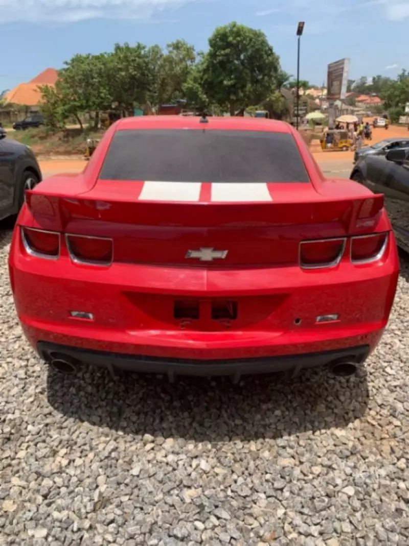 Chevrolet Camaro   - 2011