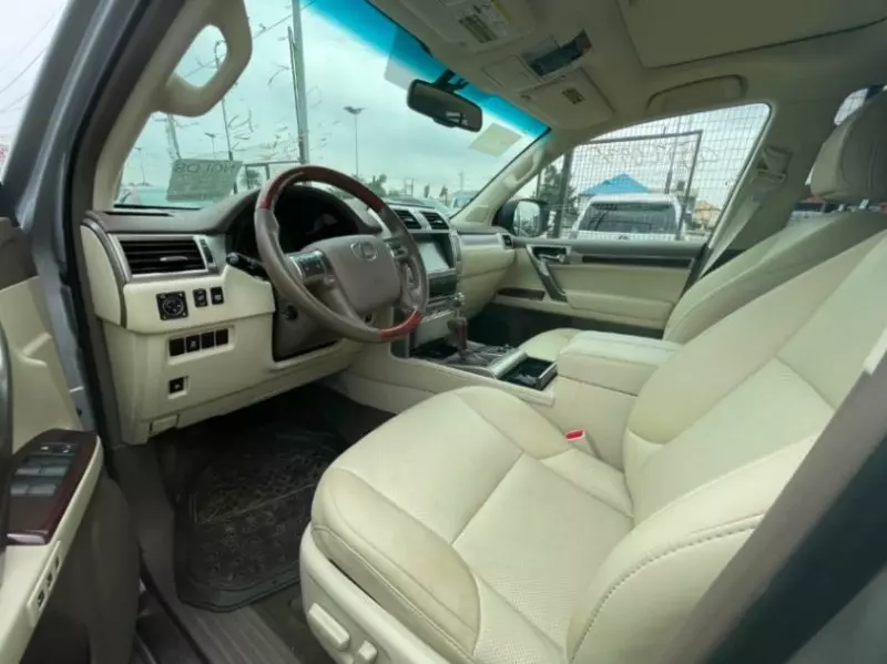 Lexus GX 460 - 2011