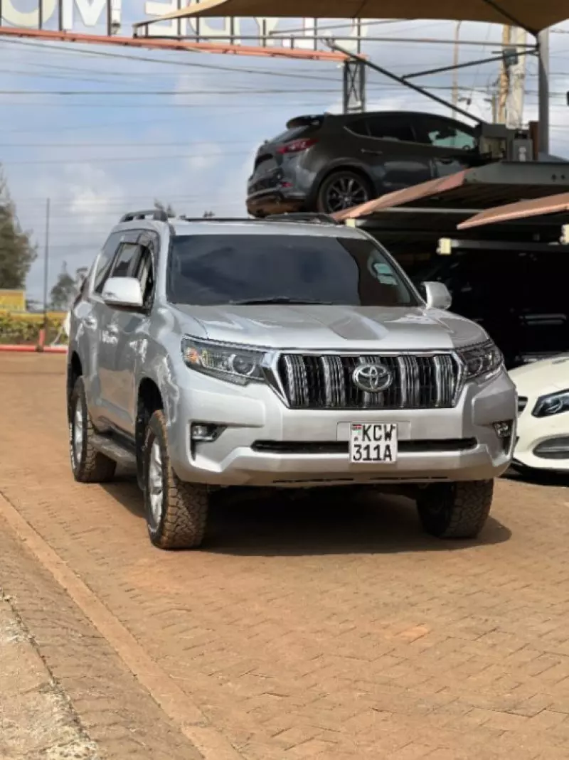 Toyota Prado   - 2013