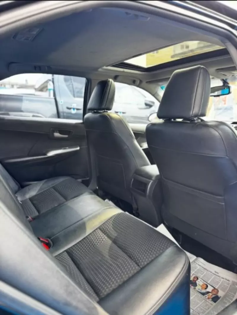 Toyota Camry   - 2014