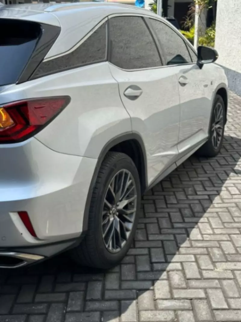 Lexus RX   - 2017