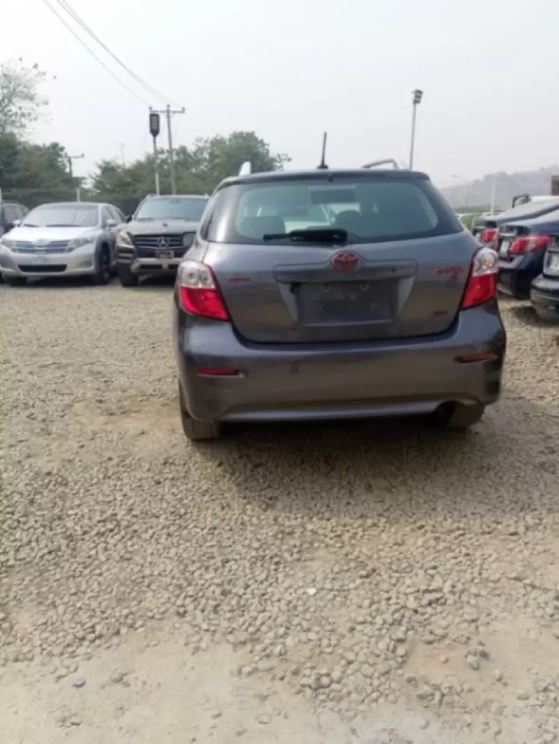 Toyota Corolla Matrix   - 2009