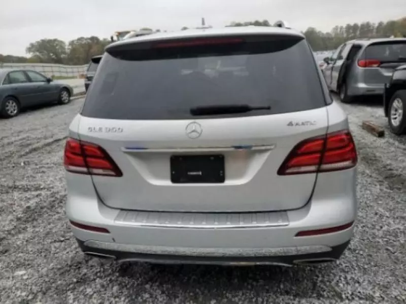 Mercedes-Benz GLE-Class   - 2016