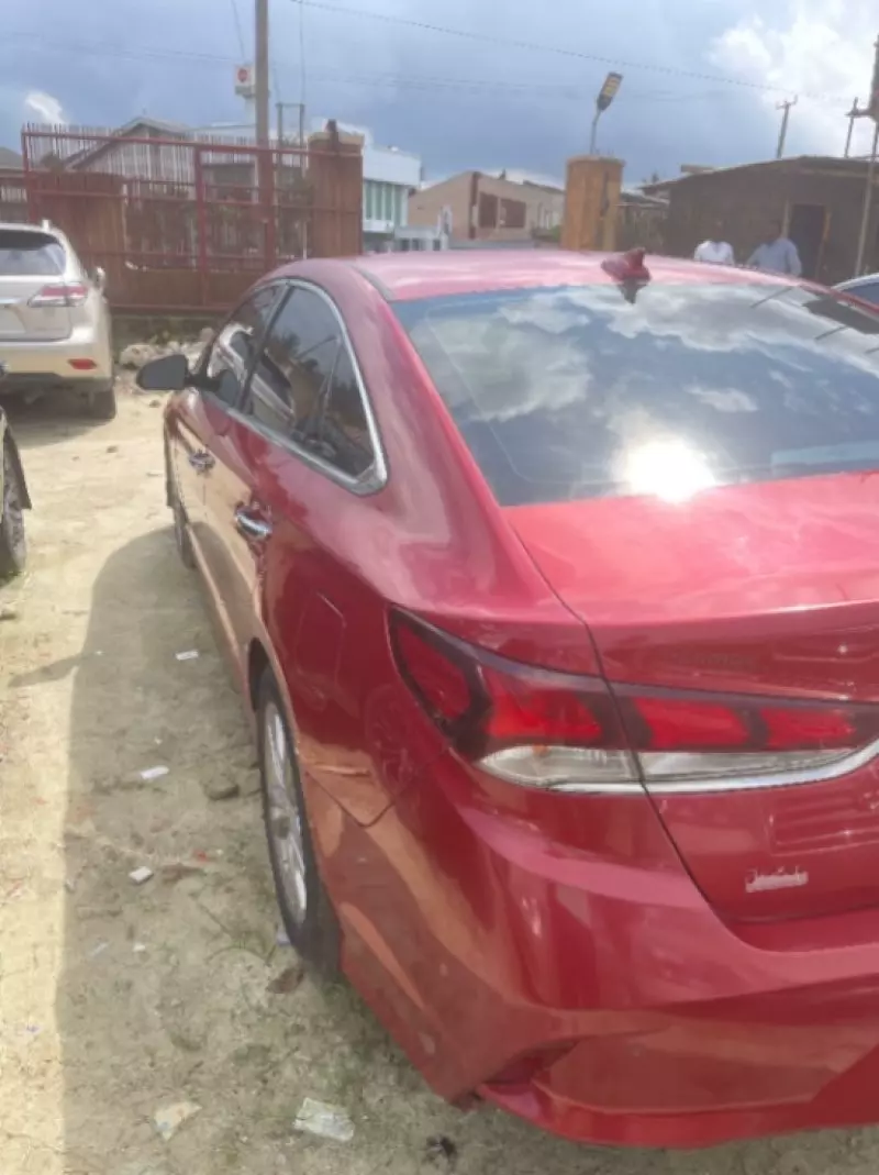 Hyundai Sonata   - 2018
