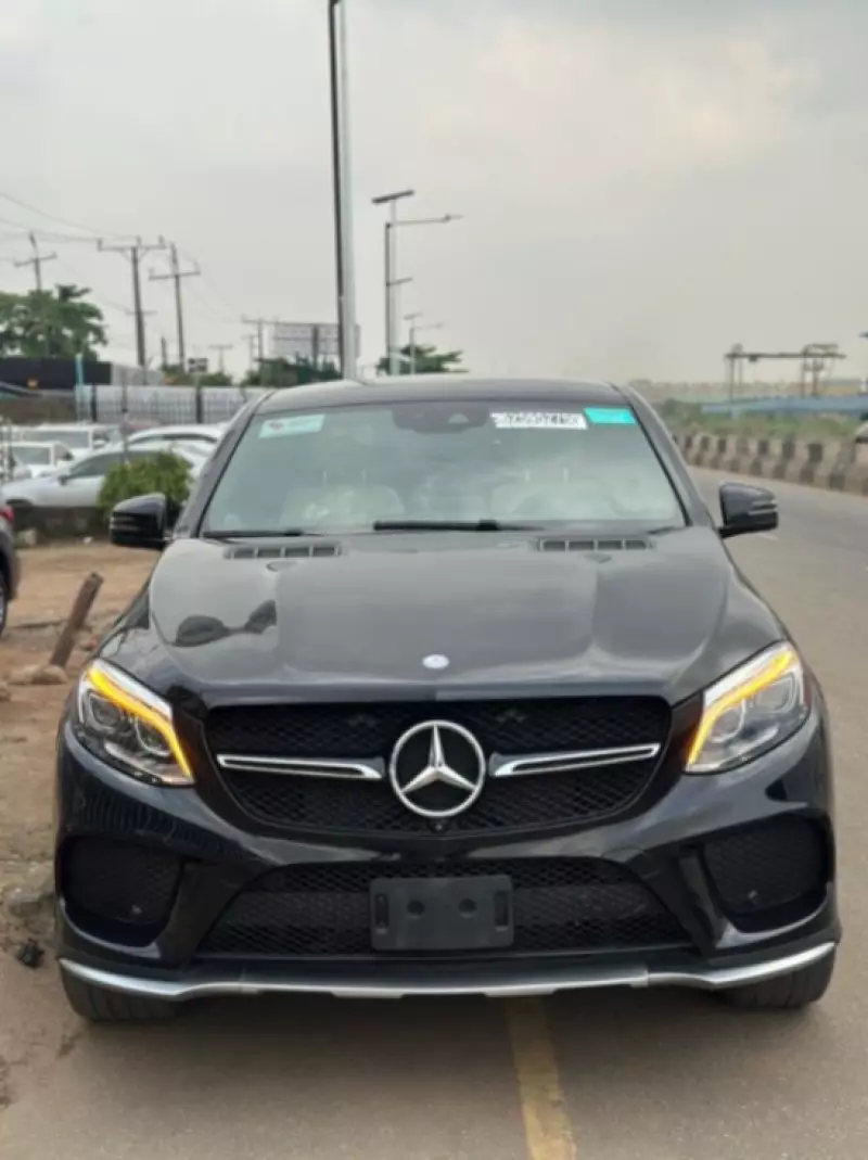 Mercedes-Benz GLE 43 AMG   - 2017