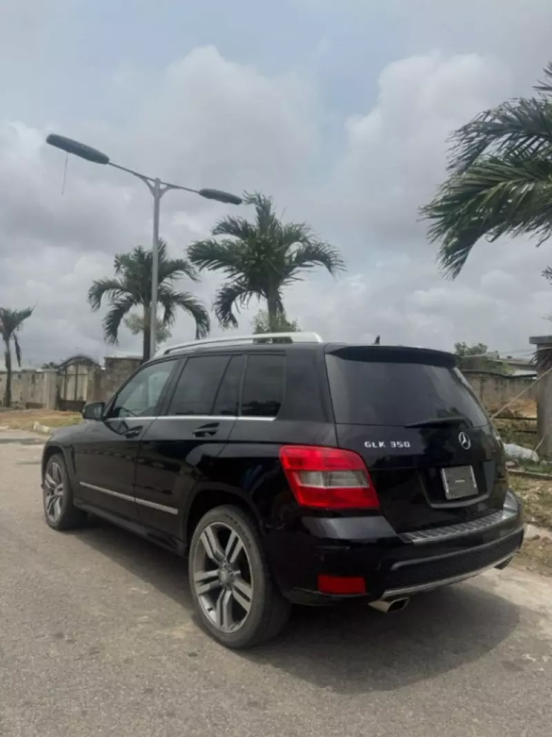 Mercedes-Benz GLK 350   - 2012