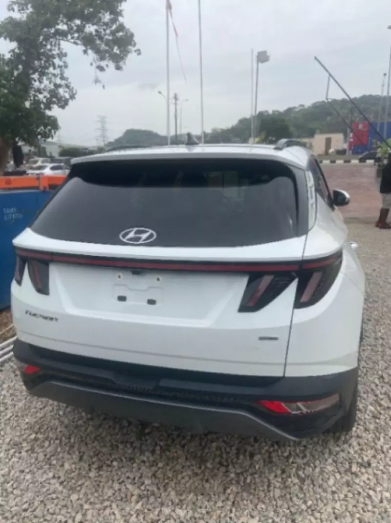 Hyundai TUCSON   - 2022