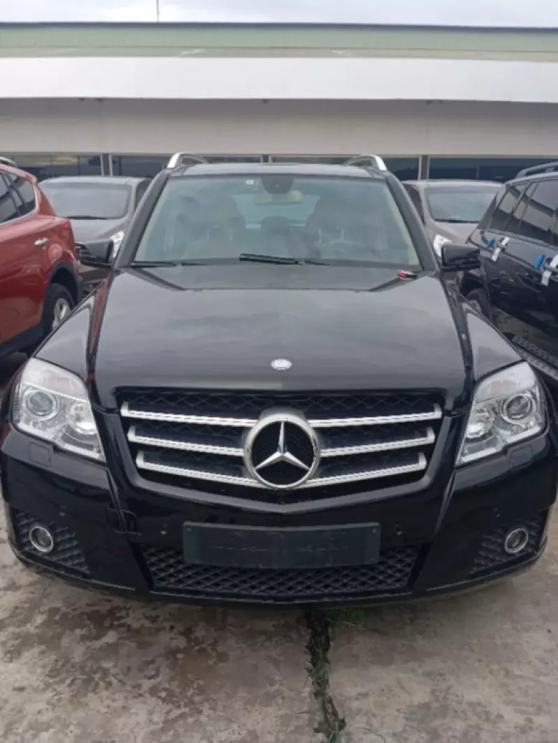 Mercedes-Benz GLK 300   - 2009