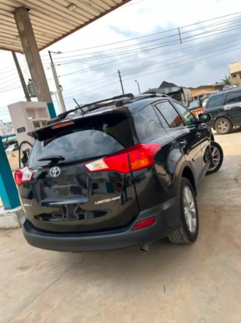 TOYOTA RAV 4   - 2013