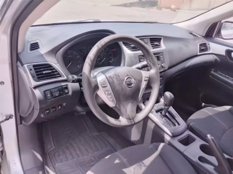 Nissan Sentra   - 2017