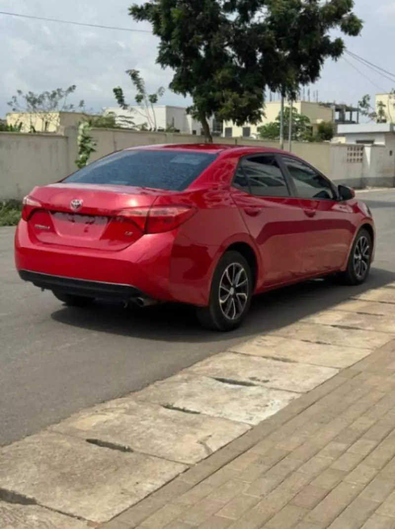Toyota Corolla   - 2018