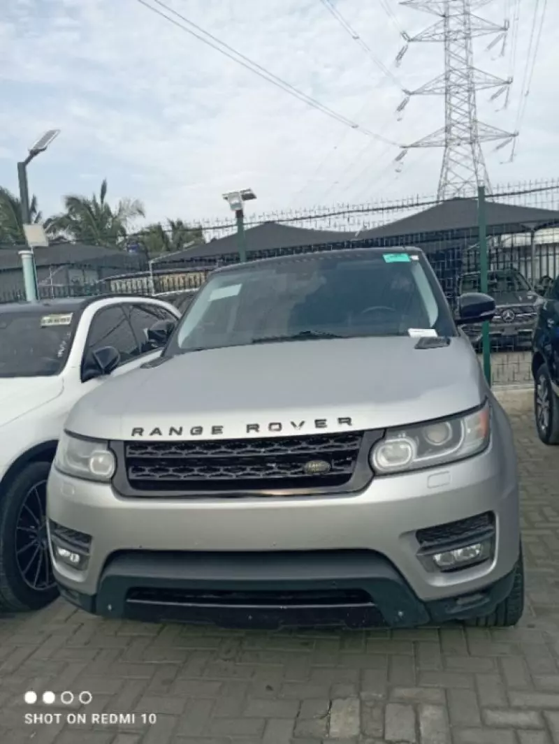 Land Rover Range Rover Sport   - 2014