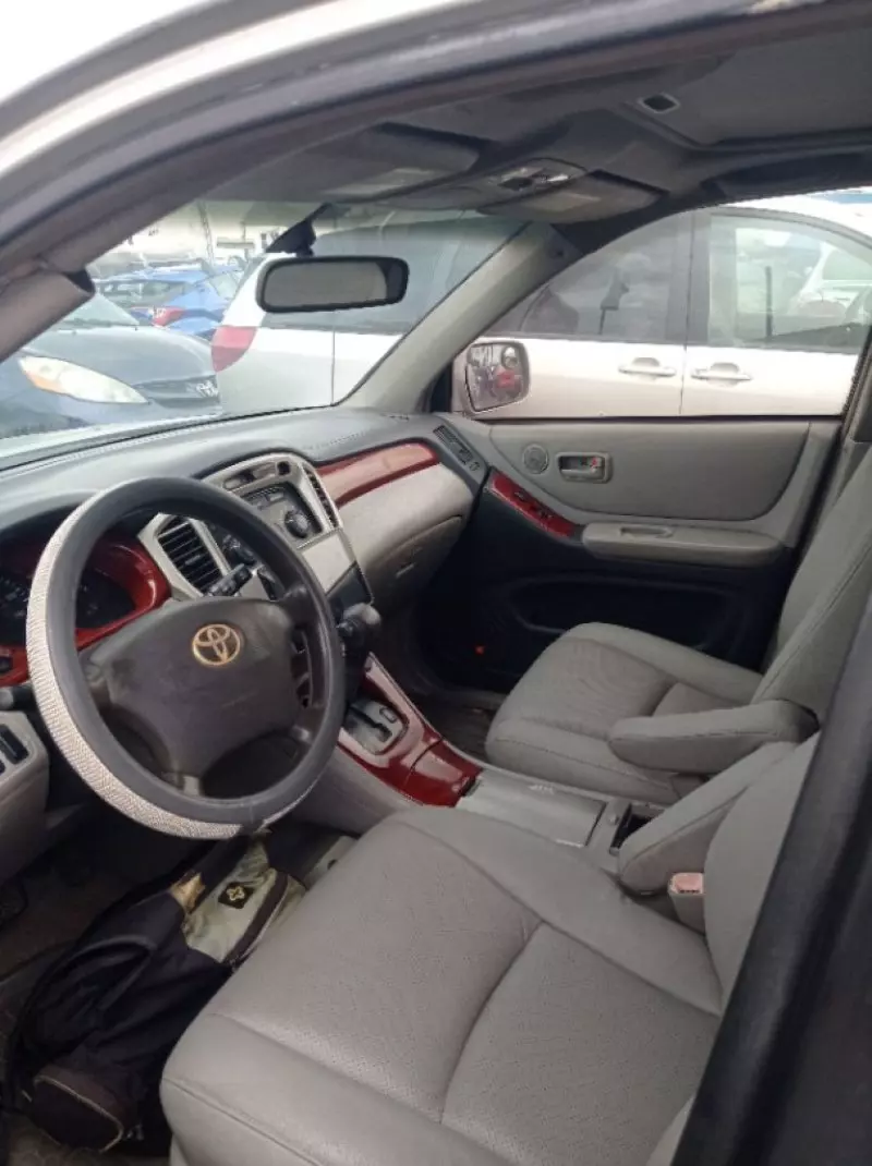 Toyota Highlander   - 2004