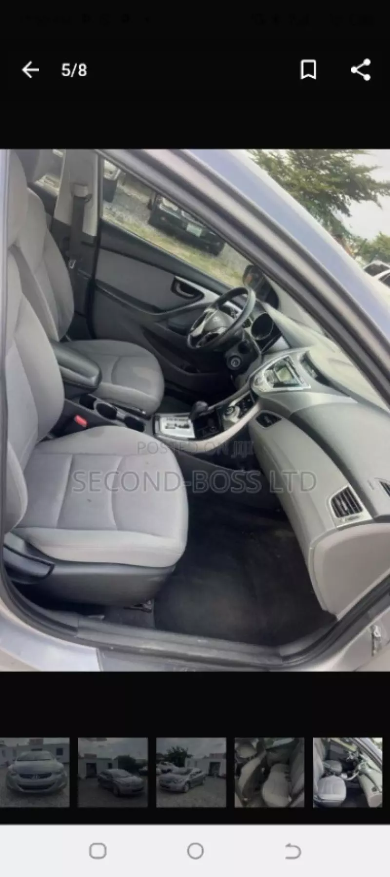 Hyundai Elantra   - 2011