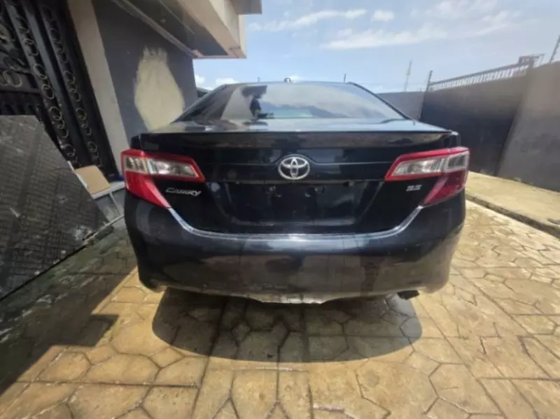 TOYOTA Camry   - 2014