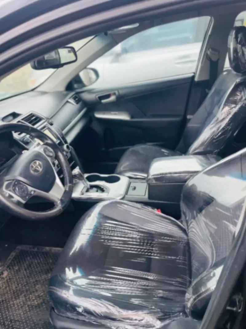 Toyota Camry - 2013